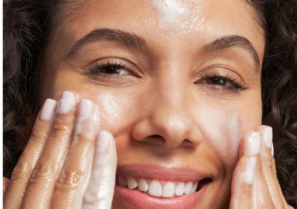 Ingredient Deepdive: Glycolic Acid Toners, Serums, And Peels That Balance, Soothe, And Rejuvenate Your Complexion