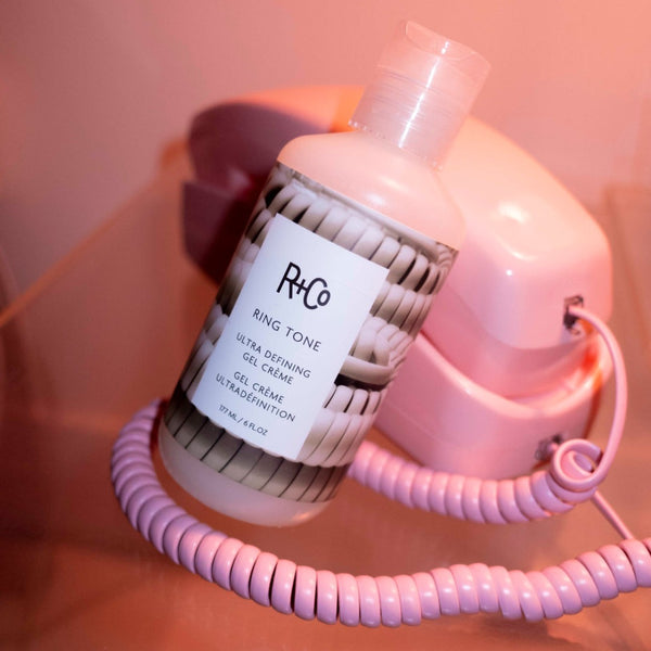 R+Co Ring Tone Ultra Defining Gel Crème