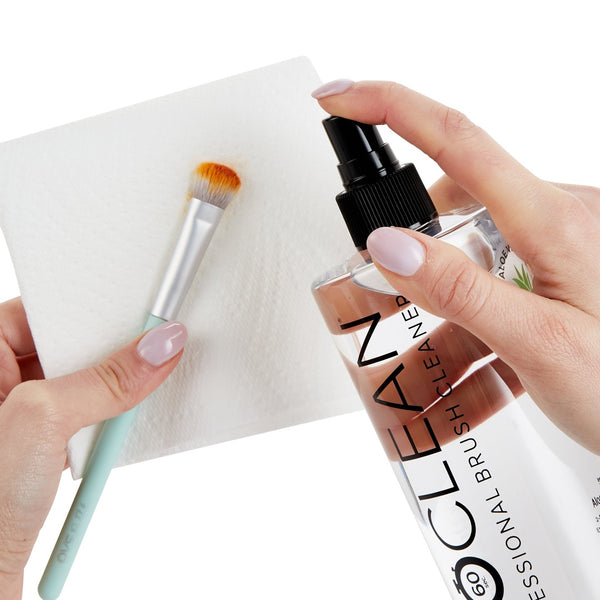 Freebie: ISOCLEAN Makeup Brush Cleaner With Spray Top 80ml