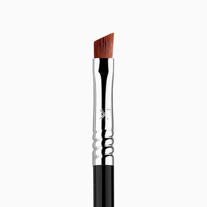 Sigma Beauty E65 - Small Angle Brush