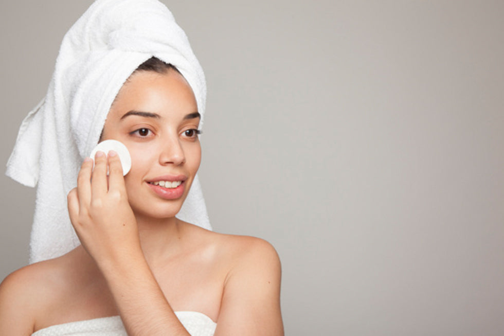 How to Do a DIY At Home Facial