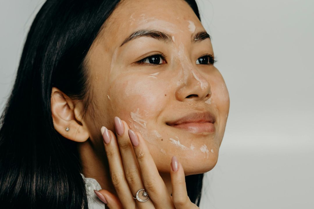 Everything You Need To Know About Effaclar Duo+M, The Anti-Blemish Moisturiser By La Roche-Posay