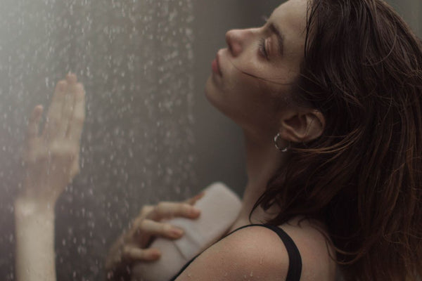 Top 5 Shower Essentials For Smoother Skin
