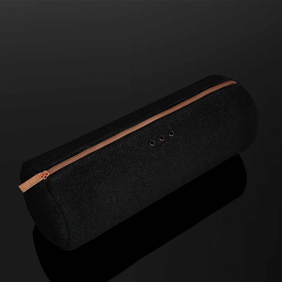 ghd Gold Hair Straightener Festive Gift Set in Black (worth £261)