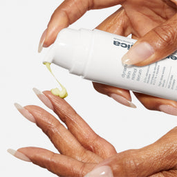 Model applying Dermalogica Dynamic Skin Retinol Serum